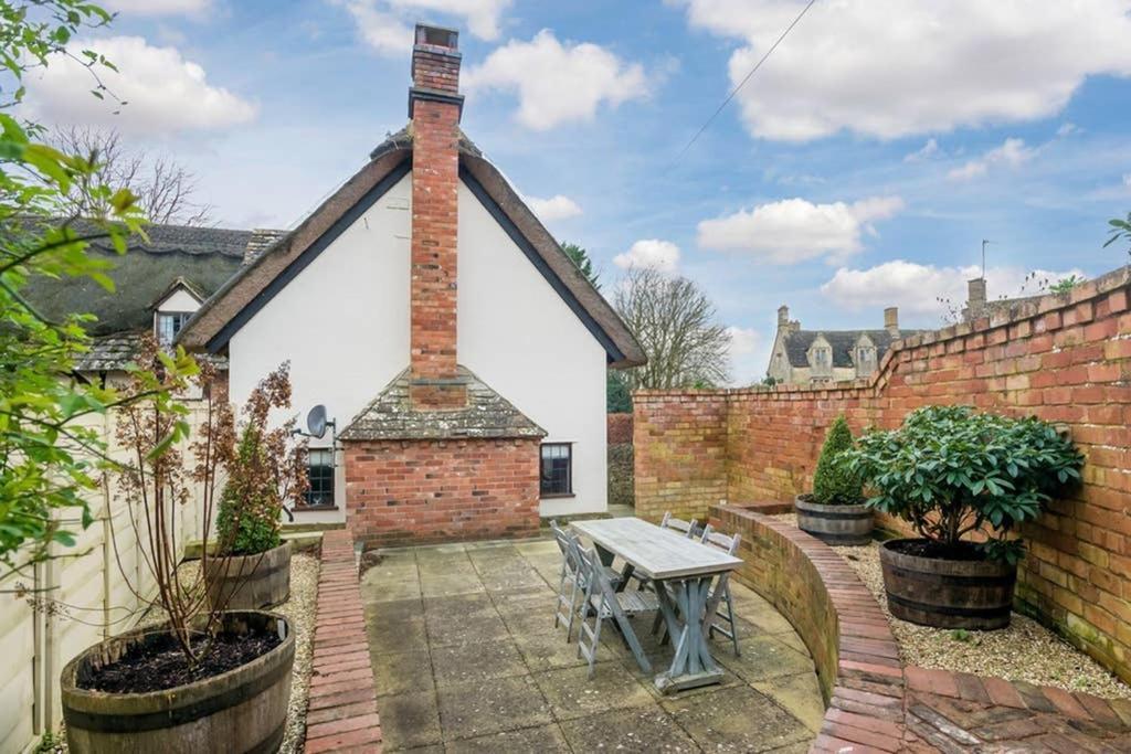 Cotswold Thatched Cottage Mickleton  Kültér fotó