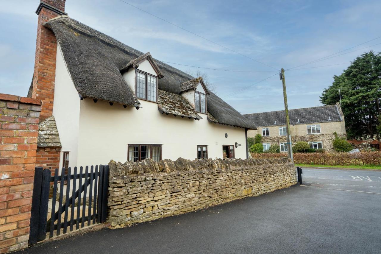 Cotswold Thatched Cottage Mickleton  Kültér fotó